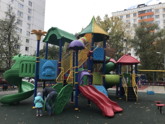 На фото Детский игровой комплекс ИК-1120 из раздела Портфолио сайта производителя в Санкт-Петербурге - Dgorodki.ru