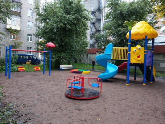 На фото Детский игровой комплекс ИК-0006 из раздела Портфолио сайта производителя в Санкт-Петербурге - Dgorodki.ru